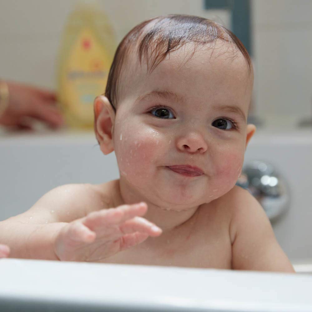 Johnson'S Baby Tear Free Gentle Baby Shampoo, Free Of Parabens, Phthalates, Sulfates And Dyes, Yellow, 6.76 Fl Oz