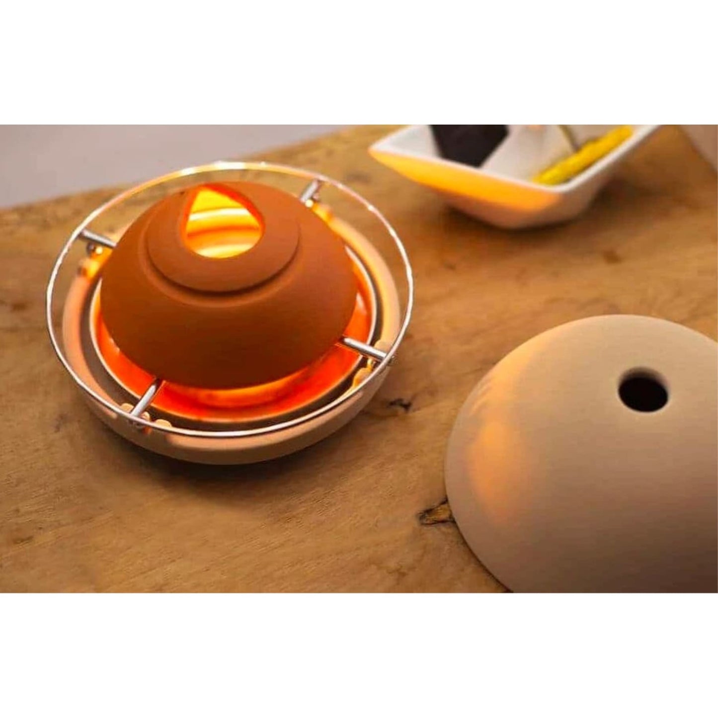 Egloo, An All In One Oil Diffuser, Humidifier And Heater, Beige