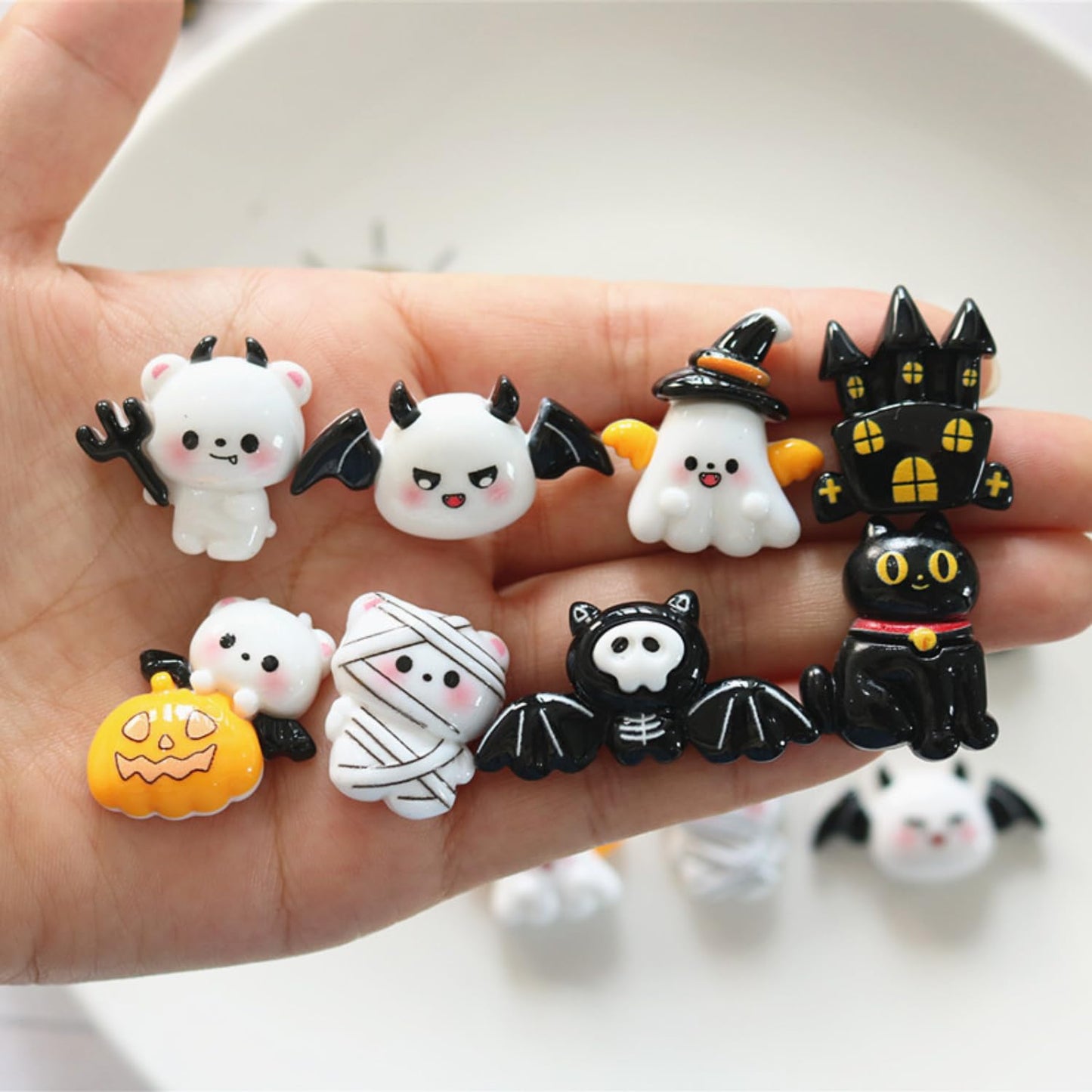 8PCS Halloween Hair Clips Set - Cute Ghost, Pumpkin, Bat, Cat & Mummy Hair Accessories for Party & Daily Use