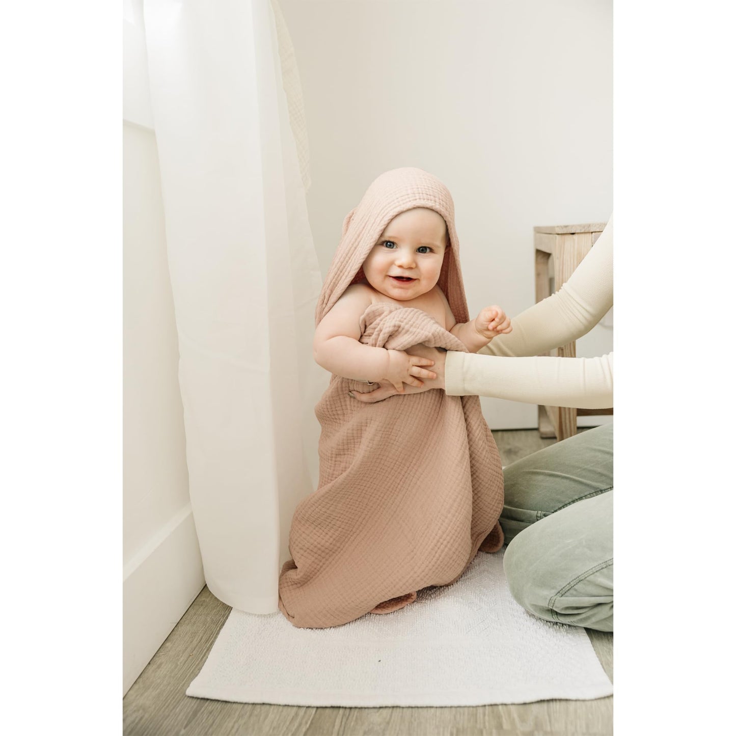 Konssy 2 Pack Muslin Hooded Baby Towels For Newborn Soft 100% Cotton Baby Bath Towel With Hood For Baby, Infant Ultra Absorbent,