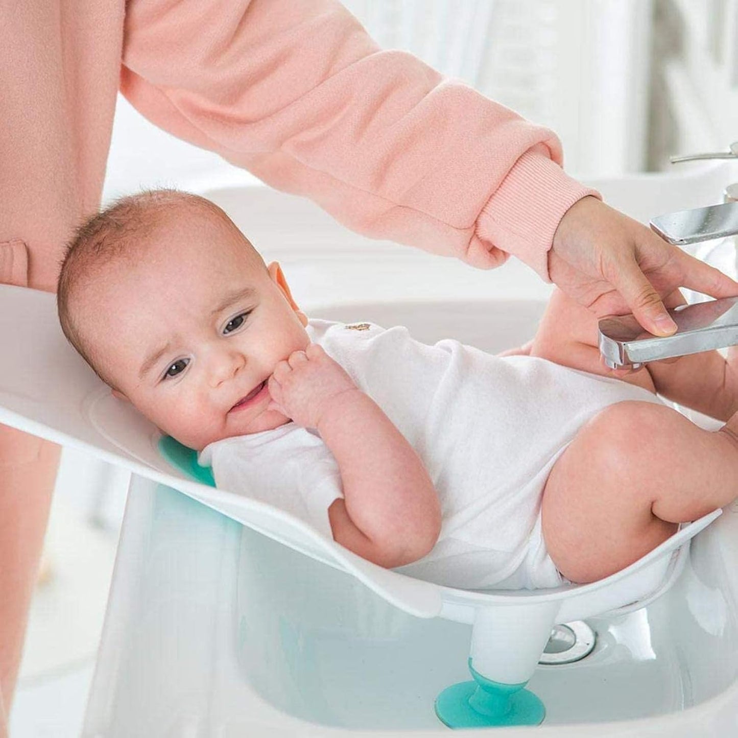 Mummamia Clean Rinse Baby Bather, Infant Buttock Washing Bathrack; Lying Bather For Boy Girl, Multifunction Quick Dry Bath Suppo