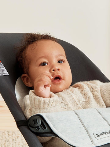 BabyBjrn Bouncer Balance Soft, Woven/Jersey, Dark Gray/Gray | 2-in-1 Adjustable Baby Bouncer Seat and Toddler Chair, Newborn to