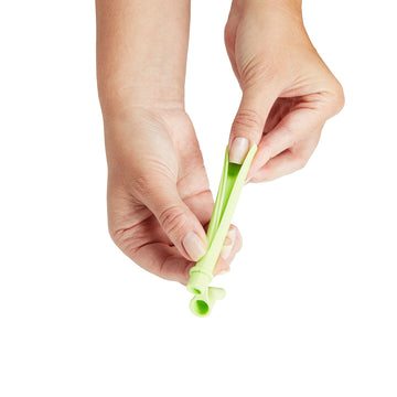 Munchkin Simple Clean Toddler Sippy Cup With Easy Clean Straw, 10 Ounce, 2 Pack, Blue/Green