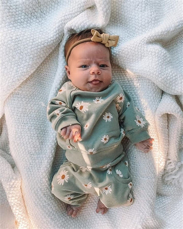 3Pcs Baby Girl Outfits Daisy Sweatshirt + Pants + Headband Infant Fall Winter Clothes Green 18-24 Months