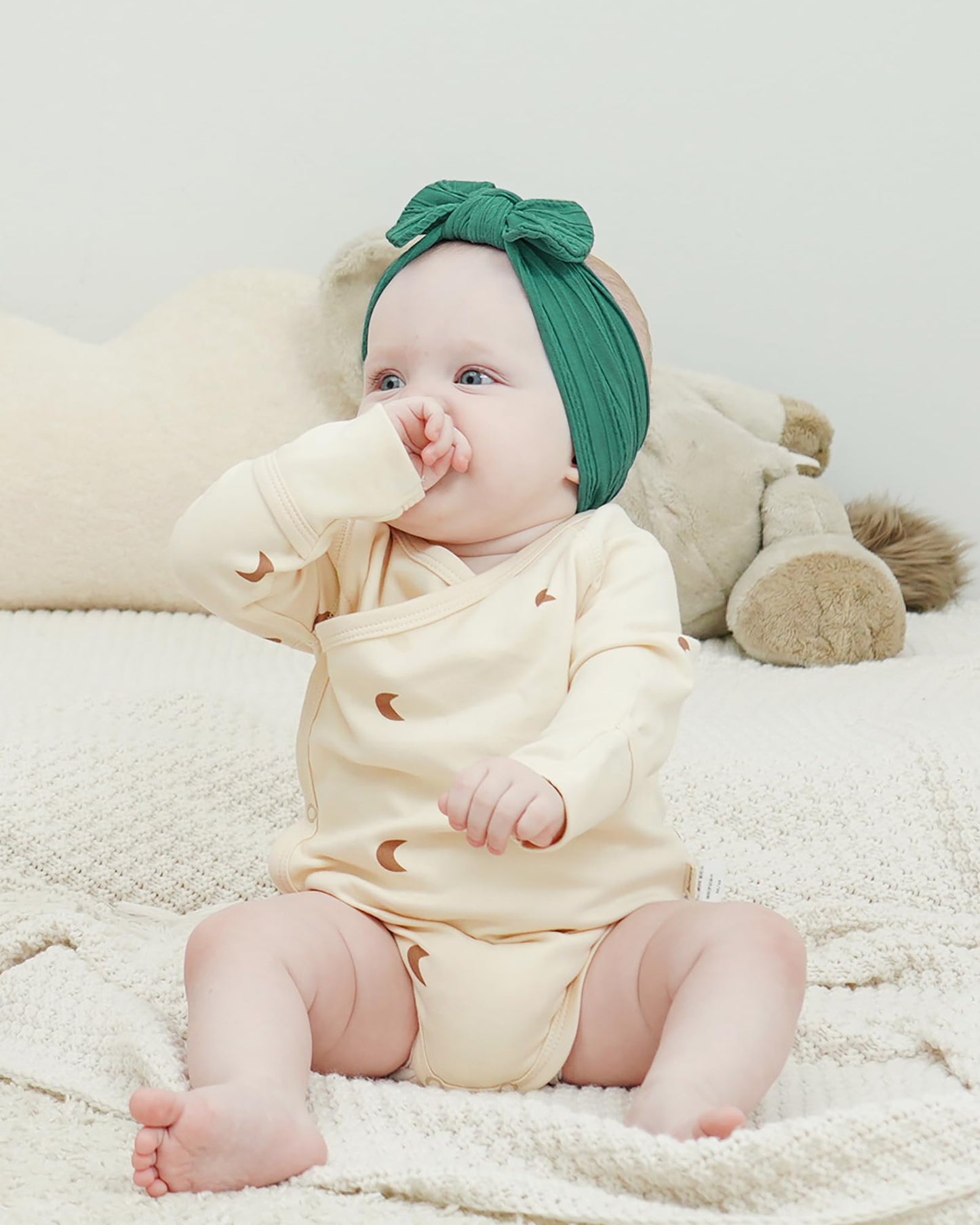 Jollybows Baby Girl Headband Bows Nylon Head Wraps Newborn Hairbands Infant Toddler Hair Bow (4- Red Green White- Merry Christma