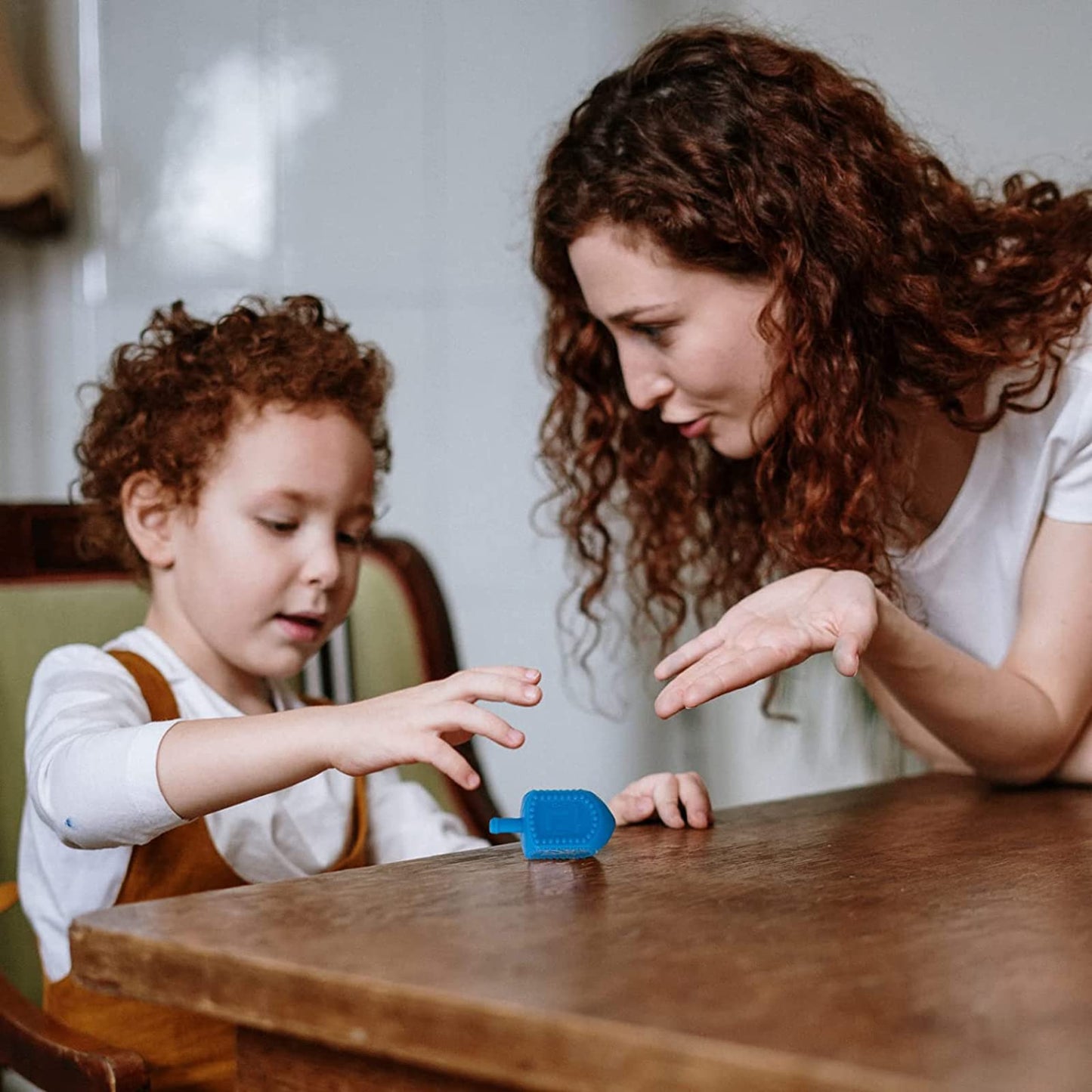 Rite Lite Jar Of Dreidels, 25 Medium Plastic Dreidels - Classic Chanukah Spinning Dreidel Game - Colored Dreidels Bulk Value Pac