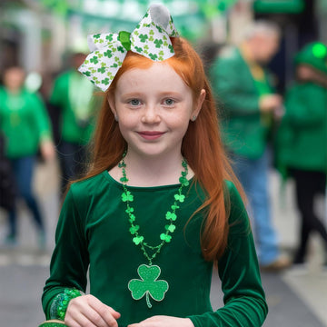 Oaoleer 2Pcs St. Patrick Hair Bows For Girls, Green Bows Hair Alligator Clips Hair Barrettes For Baby Girls Infants Toddlers Kid