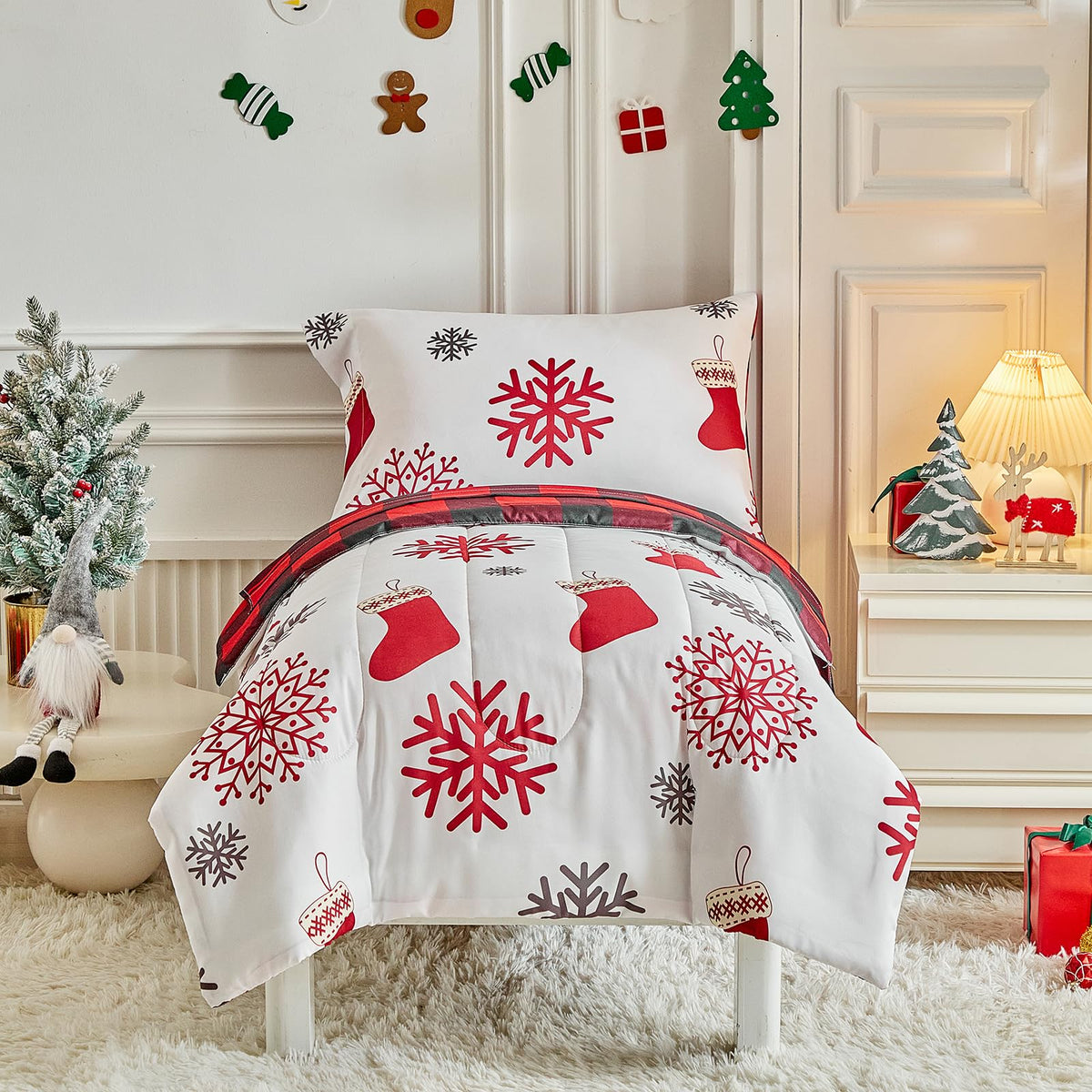Christmas Toddler Bedding Set for Boys Girls Red White Sock Colorful Holiday 4PC Toddler Bed Set Cute Toddler White Bed in a B