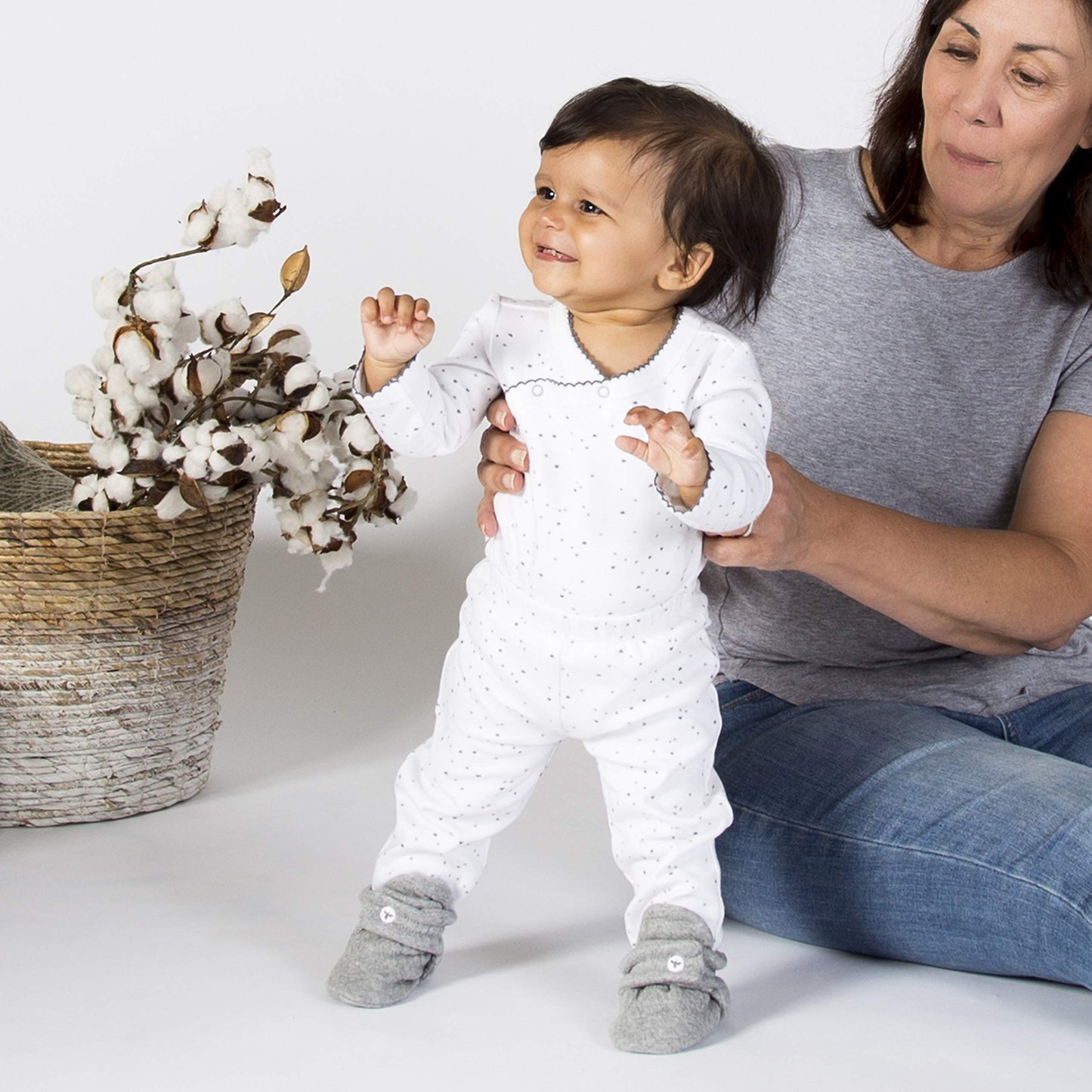Burt'S Bees Baby Baby Booties Organic Cotton Newborn Essentials Shoes, Gender Neutral Color For Ages 0 To 9 Old Slipper Sock, He