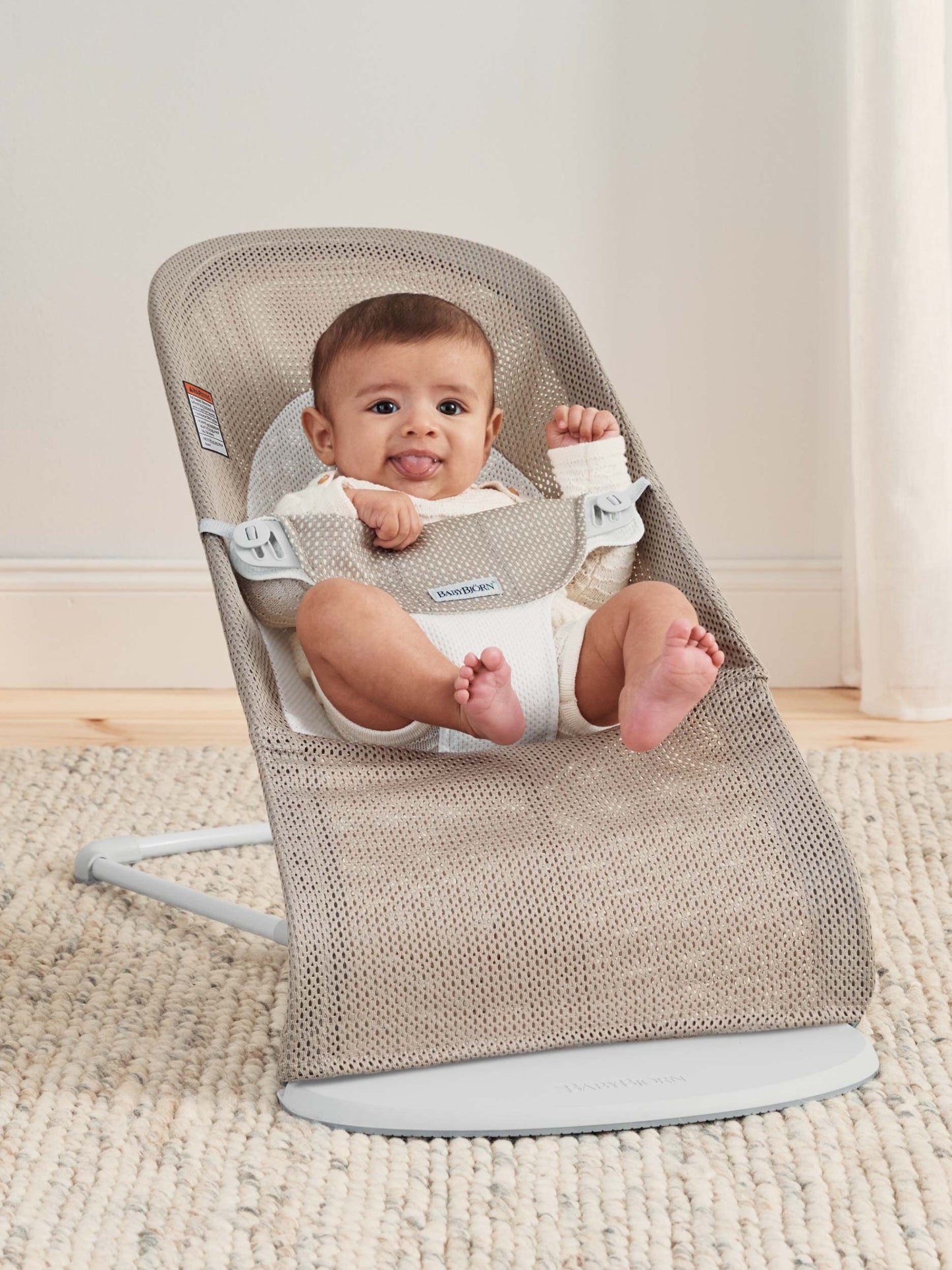 Babybjrn Bouncer Balance Soft, Light Grey Frame, Mesh, Gray Beige/White (005144Us)
