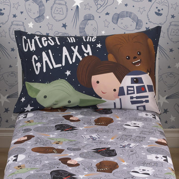 Star Wars Welcome To The Galaxy Navy And Gray Yoda, Princess Leia, R2-D2, And Chewbacca 2 Piece Toddler Sheet Set - Fitted Botto