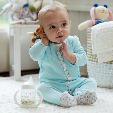 Nuk Smooth Flow Anti-Colic Bottle Newborn Gift Set