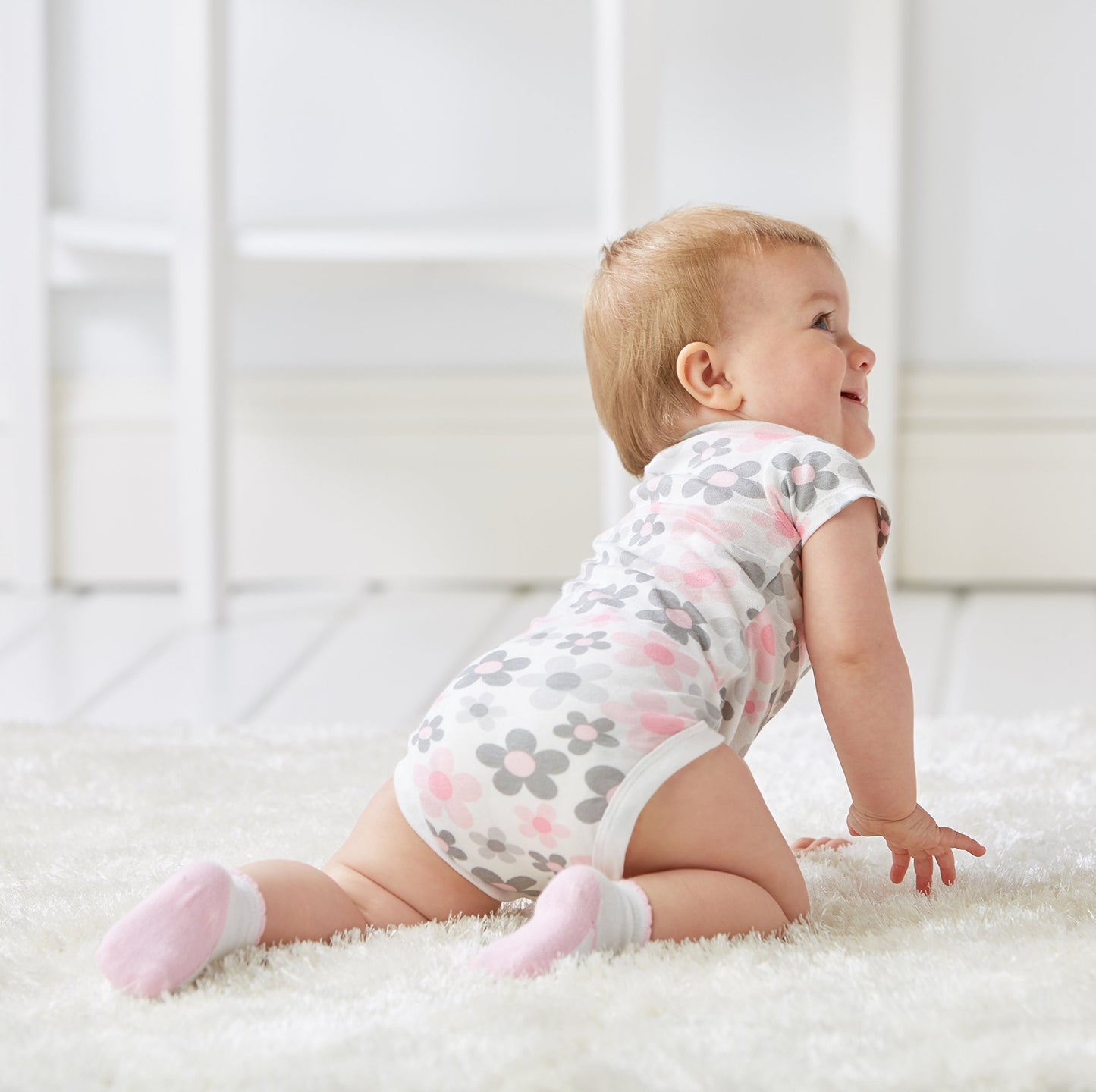 Gerber Baby Girls 5-Pack Variety Onesies Bodysuits Girl Bodysuits, Elephants/Flowers, 0-3 Months Us