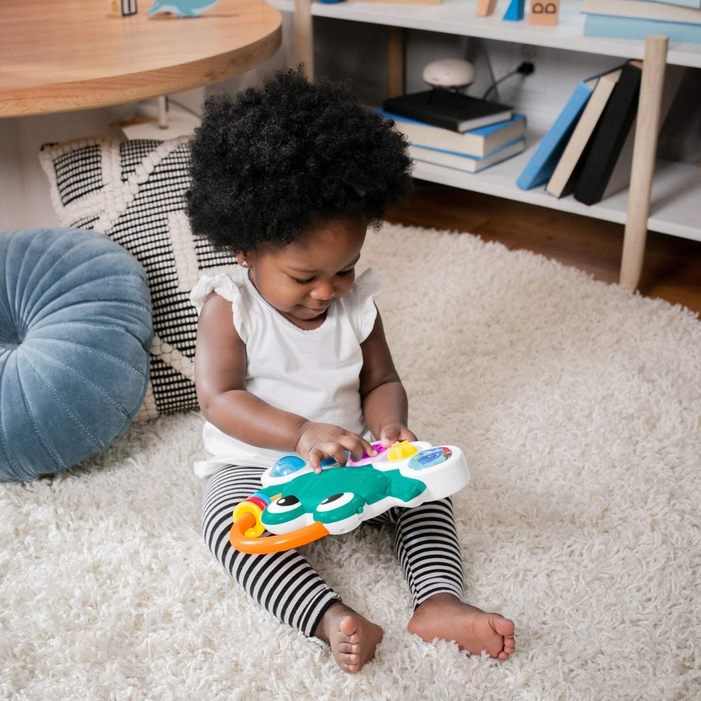 Baby Einstein Ocean Explorers Neptunes Busy Bubbles Sensory Activity Toy, with Interactive Lights and Music, Ages 3+ Months