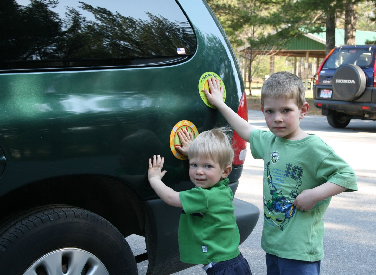 Parking Pal Car Magnet Safe Spot To Stand And Children'S Safety Book Combo Pack (Letters)
