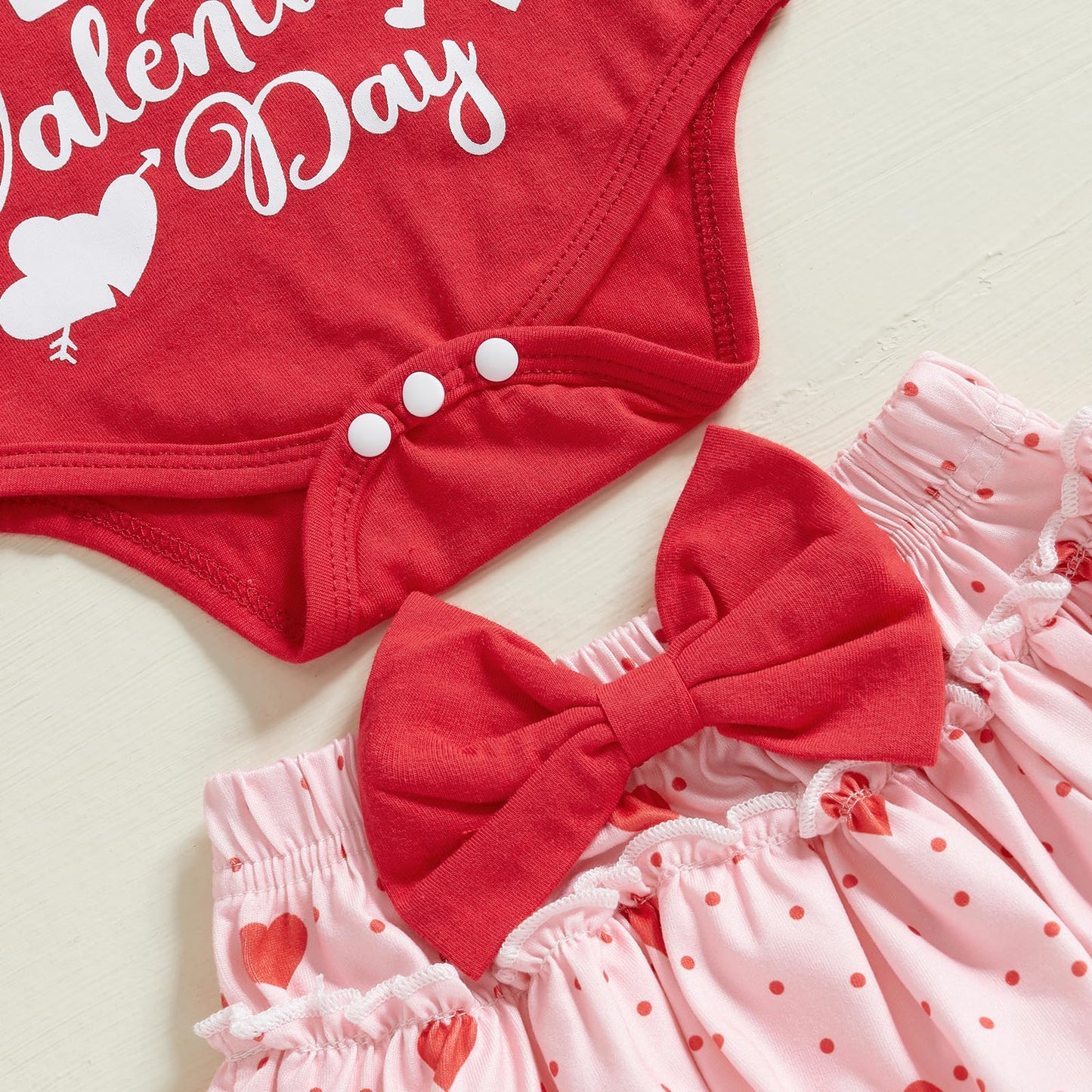 Beqeuewll Baby Girl Valentines Day Outfits Letter Print Long Sleeve Romper Tutu Skirt Headband Set Newborn Baby Girls Clothe (1S