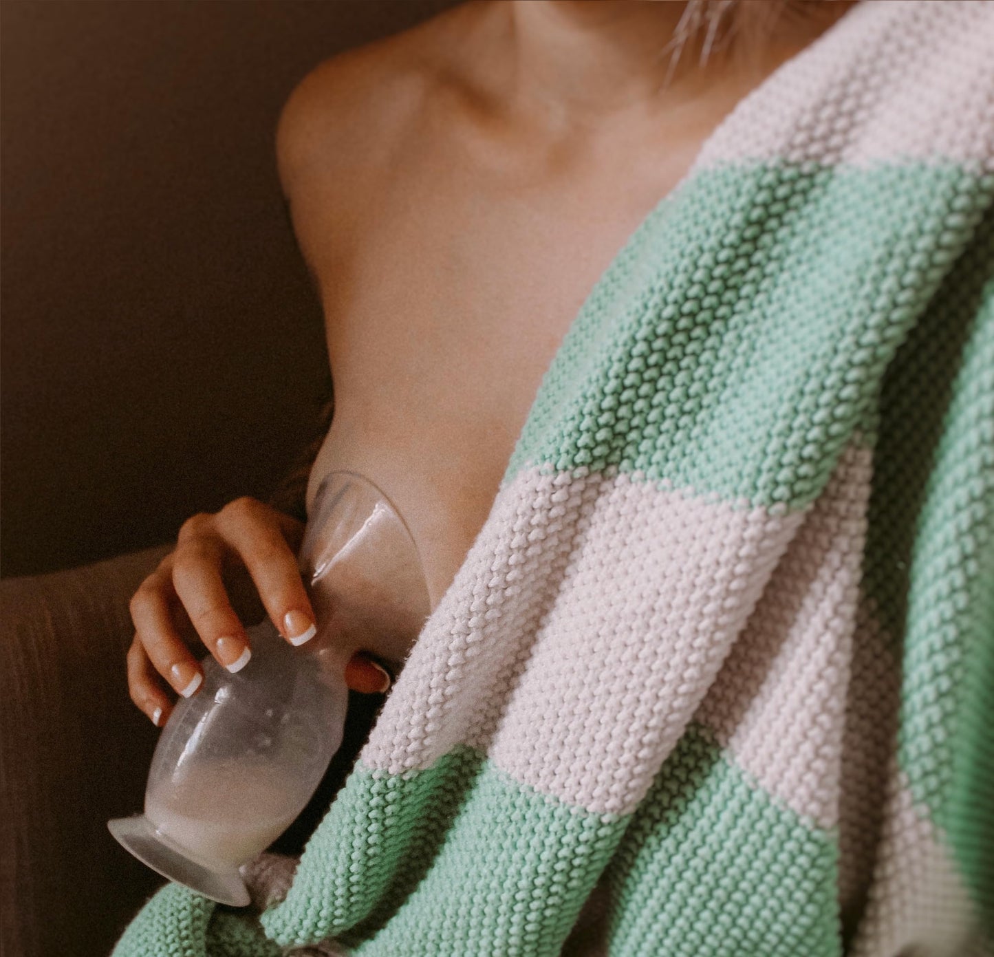 Haakaa Gen 2 Silicone Breast Pump With Suction Base And Leak-Proof Silicone Cap, 4 Oz/100 Ml, Bpa Pvc And Phthalate Free