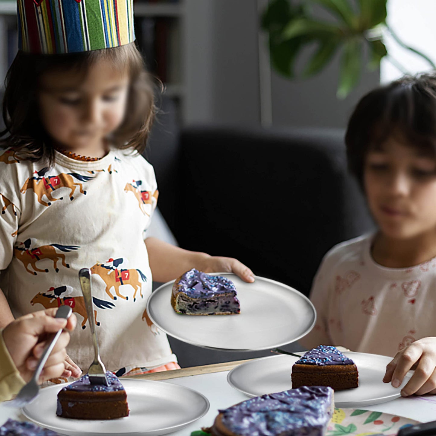 Lianyu 6-Piece Kids 18/8 Stainless Steel Plates, 8 Inch Toddler Metal Round Dinner Plates, Kids Children Dishes For Serving Outd