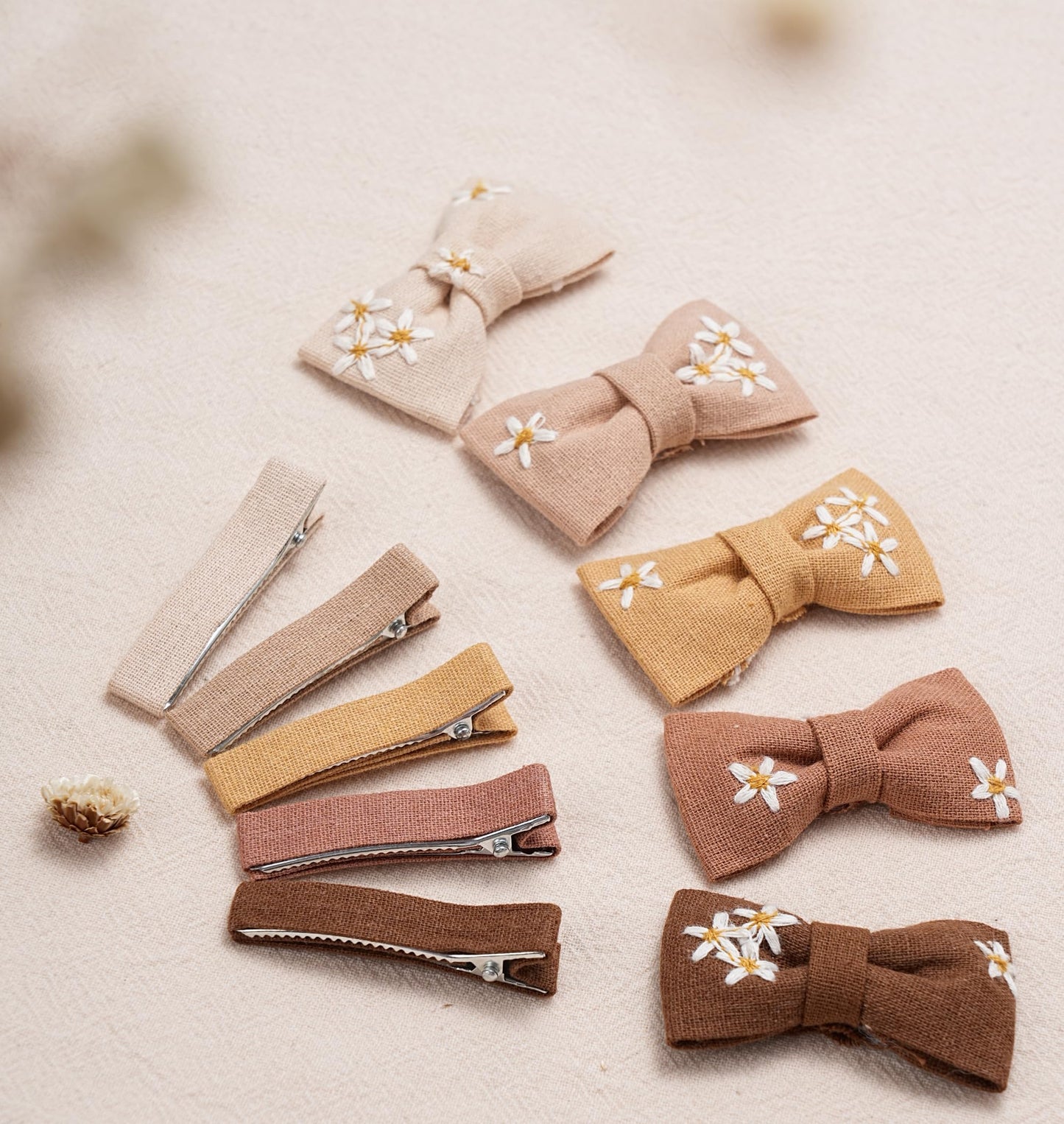 Fancy Clouds Baby Hair Clips With Baby Girl Bows,10 Pcs Boutique Handmade Daisy Fully Lined Hair Barrettes Hair Accessories For