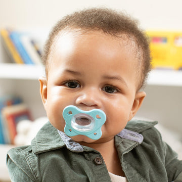 Chicco Physioforma Dual Soft One-Piece Orthodontic Silicone Pacifier For Babies 6-16 Months | Bpa & Latex Free | Reusable Case |