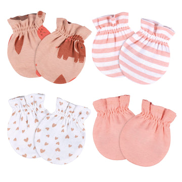 Gerber Baby Boys And Girls 12 Piece Layette Gift Set, Mommy'S Bestie, 3-6 Months