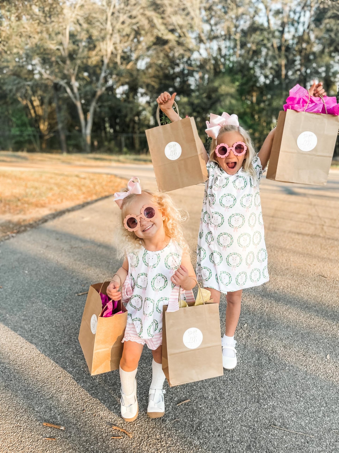 Wee Ones Baby Girls' Medium Classic French Satin Hair Bow On A Weestay Clip W/Knot Wrap Center - White,One Size
