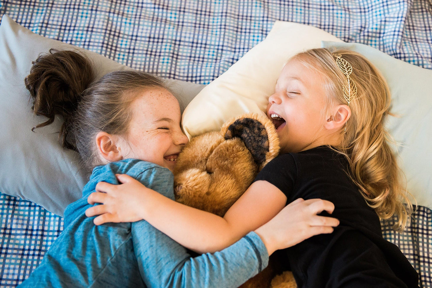 Ella & Max Toddler Pillowcase. Blue. Soft & Cuddly. Fits 13X18 & 14X19 Toddler Pillows. Easy To Wash & No Ironing. Handmade In U