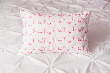 Ella & Max Toddler Pillowcase. Pink Flamingo. Soft & Cuddly. Fits 13X18 & 14X19 Toddler Pillows. Easy To Wash & No Ironing. Hand