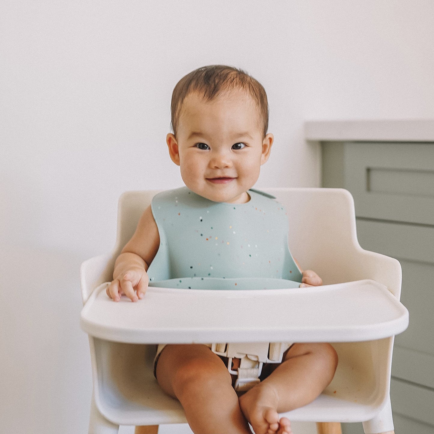 Ava + Oliver Waterproof Silicone Bib Set With Adjustable Neck Closure - Durable Silicone Bibs For Babies - Set Of 2 (Mint Confet