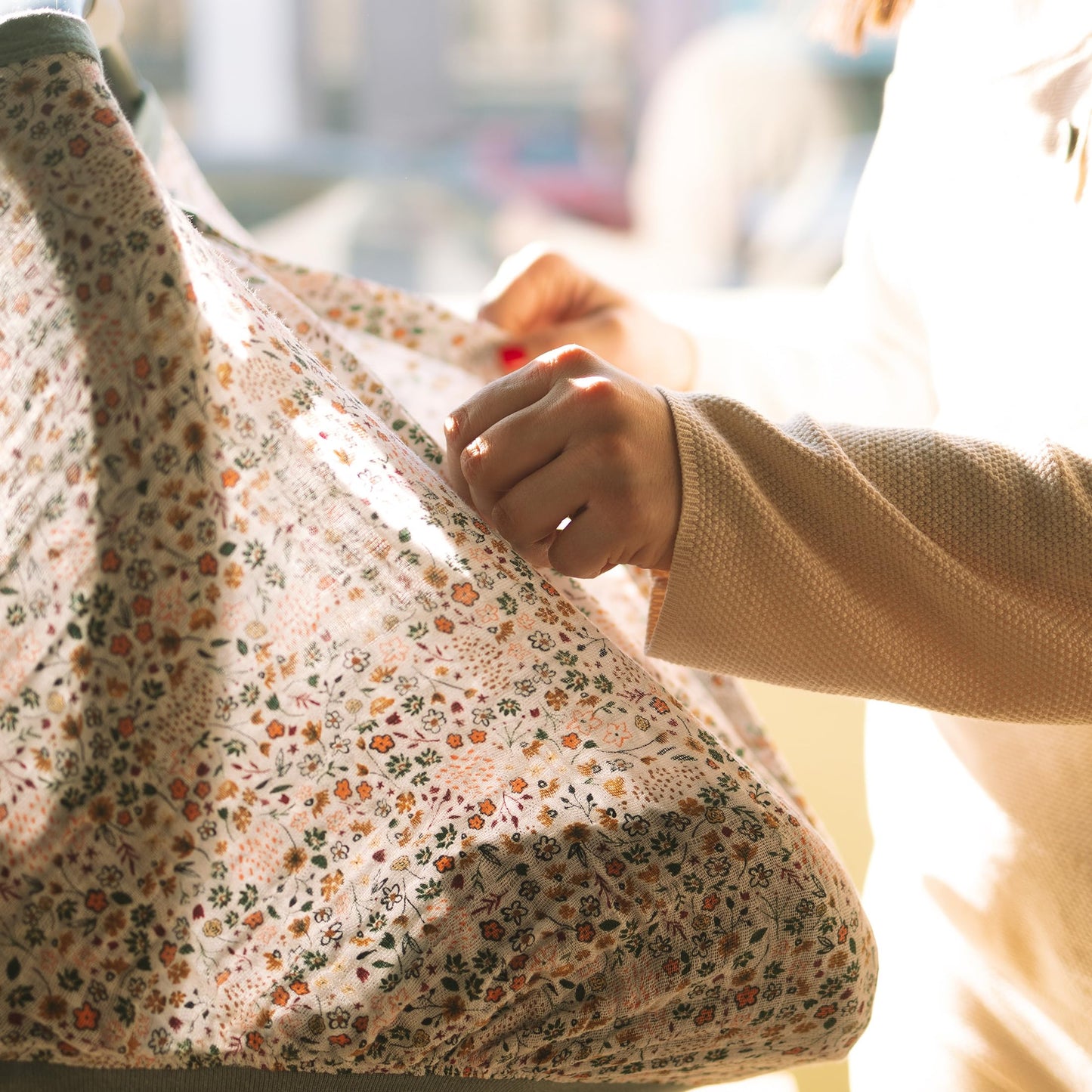 Little Unicorn Breathable Car Seat Canopy | Magnetic Closure Cover & Universal Fit | Protection & Privacy For Baby (Pressed Peta