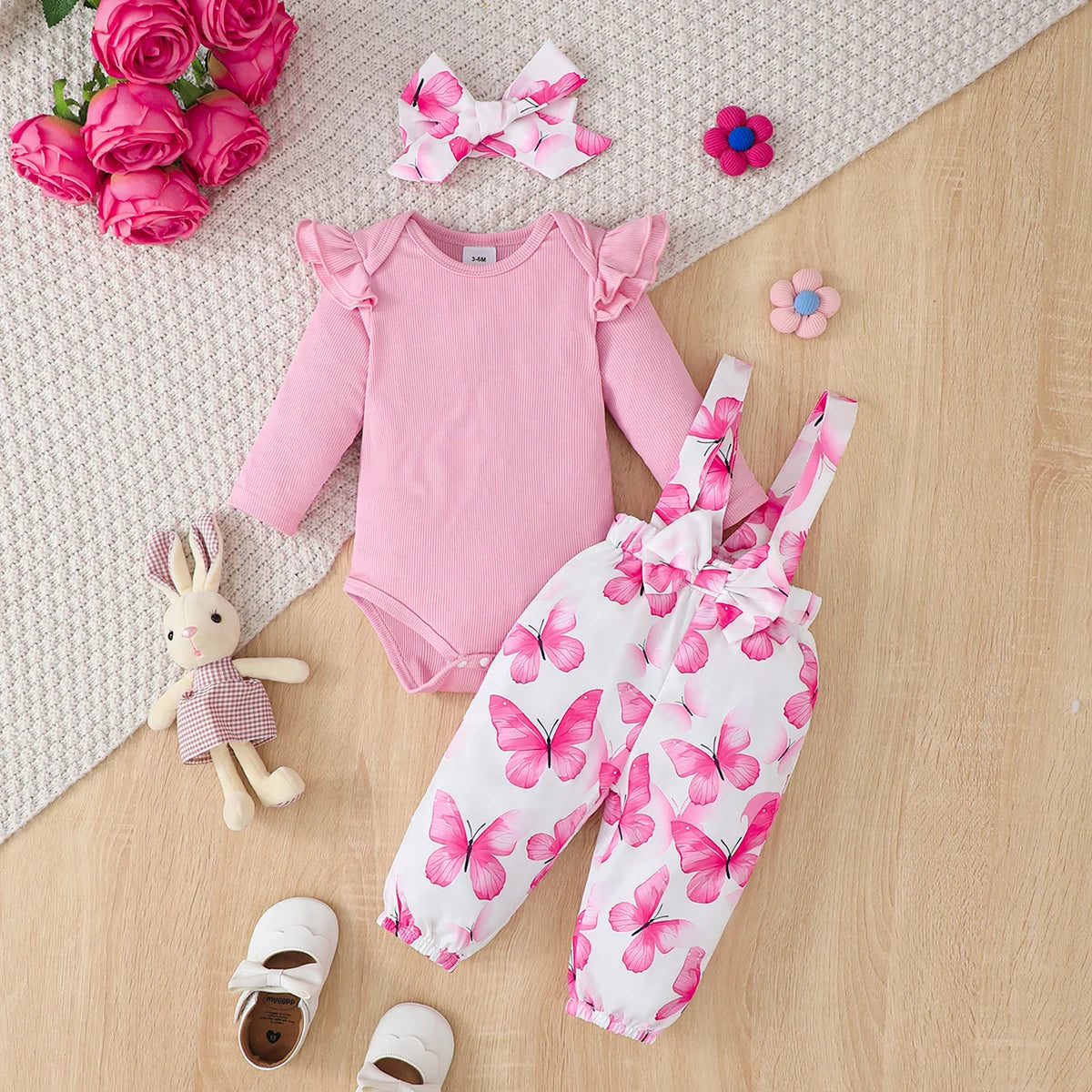 0-18Months Baby Girl Clothes Set Red Color Long Sleevs Bodysuit + Flower Strap Pants 2PCS Infant Girl New Years Clothing Suit