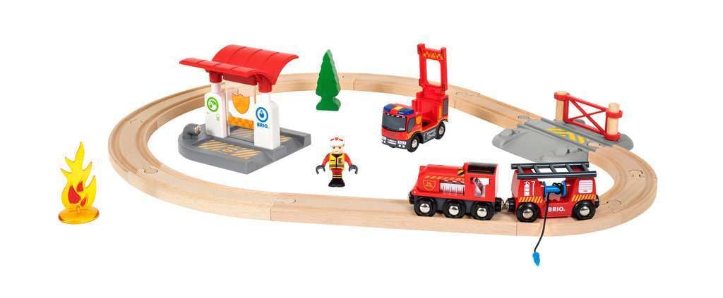 Brio 33815 Rescue Firefighter Set | 18 Piece Train Toy with a Fire Truck, Accessories and Wooden Tracks for Ages 3 and Up
