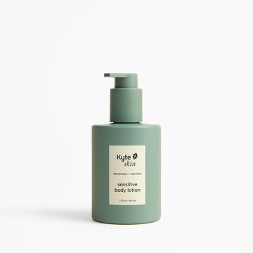 KYTE BABY - Kyte Skin Sensitive Lotion, Fragrance - Free, Hypoallergenic, with Shea Butter, Oats, Jojoba Oil, for Dry, Irritated