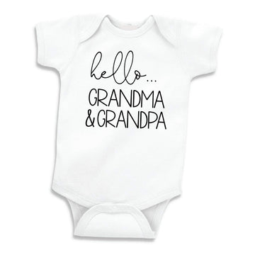 Bump And Beyond Designs Baby-Boys Hello Grandma And Grandpa Baby Announcement Leotard For Grandparents White, 0-3 Months