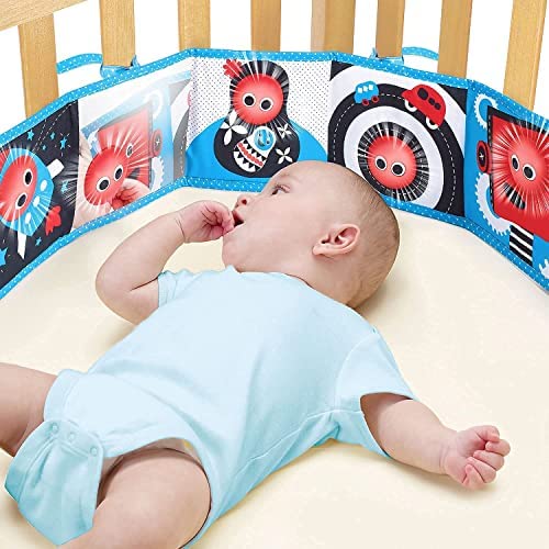 Yookidoo First Soft Cloth Baby Book - Lights and Music (0 to 12 Months). Essential Toy for Infant and Newborns Playmats Promote