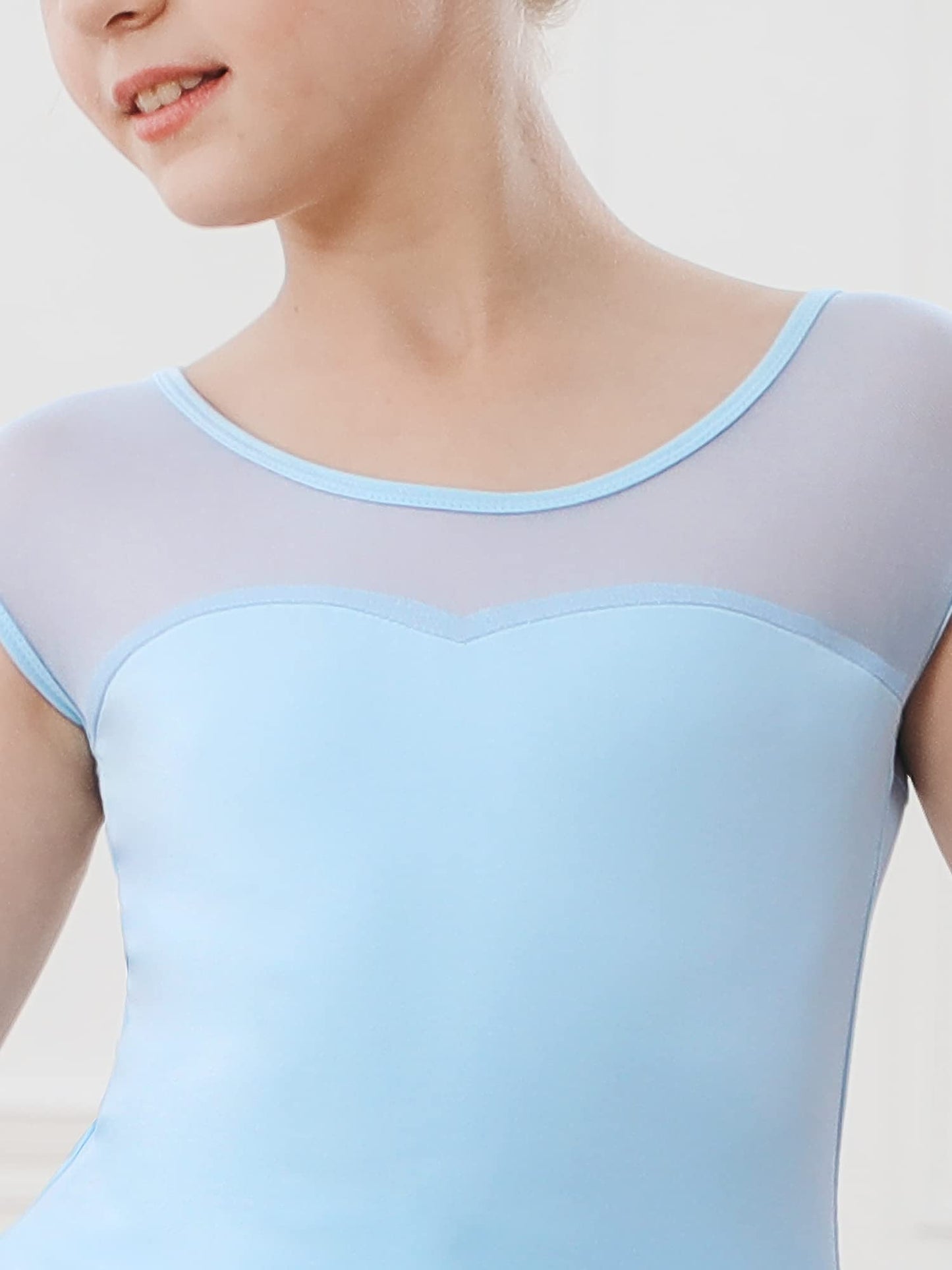 Mirabel Costume For Girls Isabela Dress Outfit Cosplay Princess Tutu Dress Up For Halloween Birthday (Size 120(5-6 Years), Purpl