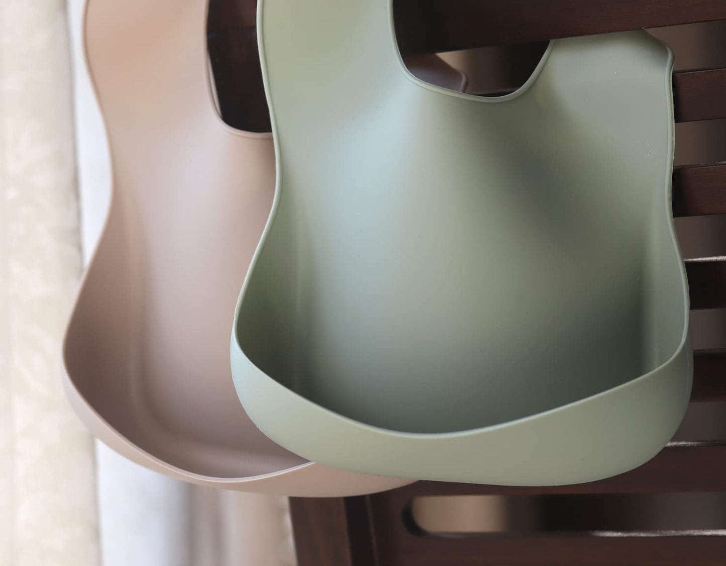 Ymcf Products 2-Pack Waterproof Silicone Baby Bib Lightweight Comfortable Easy-Wipe Clean (Sea Shell/Seafoam Green, Large)