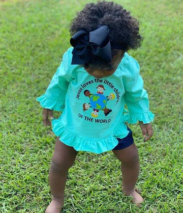 Wee Ones Girls' Classic Grosgrain Hair Bow With Plain Wrap Center On A Weestay Hair Clip, Handmade, King Sized Bow, Shocking Pin