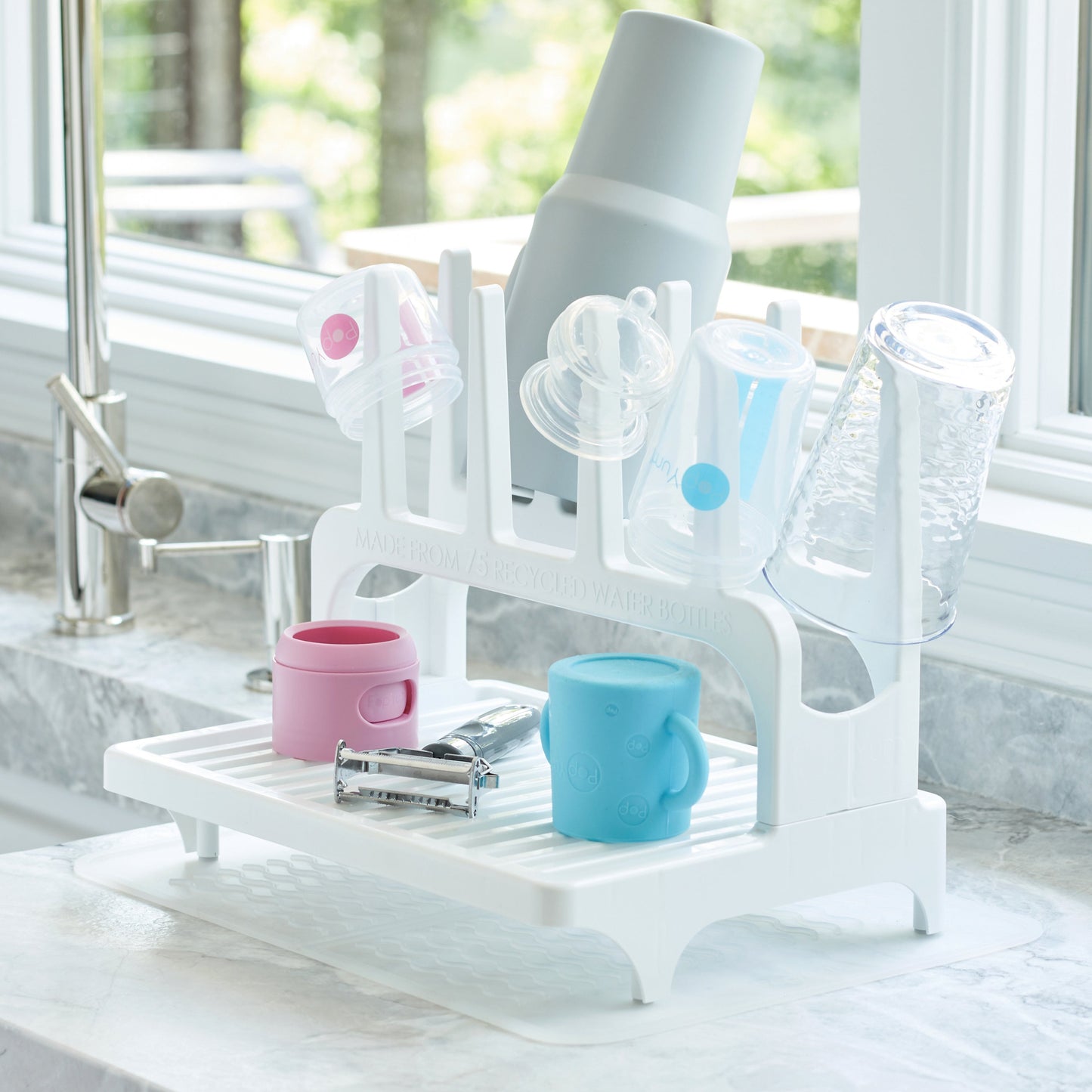 PopYum Orange Baby Bottle 4-Pack Set with White Drying Rack & Clear Drying Mat Bundle