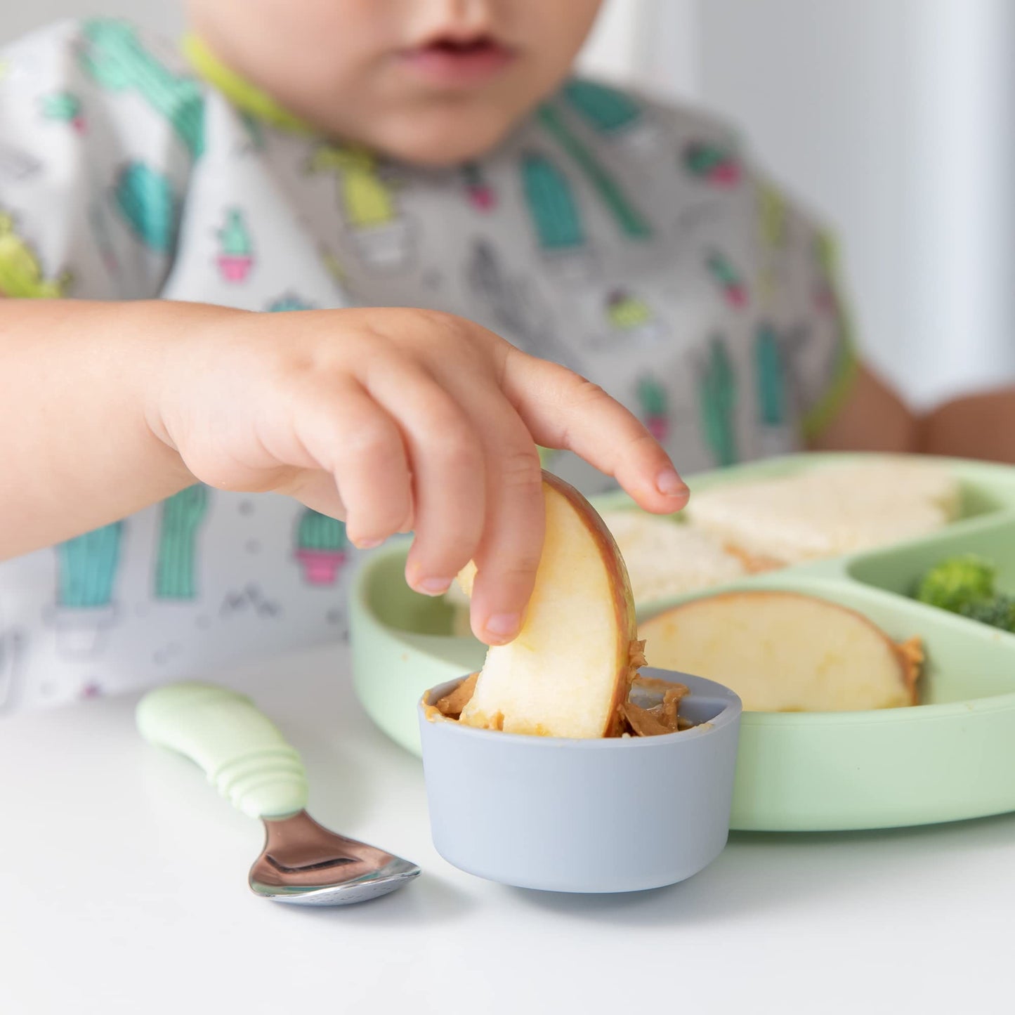 Bumkins Baby Silicone Little Dippers, Attaches To Bowls, Dishes And Plates, Sauce Cup, Holds Condiments, Dip, Puree, Toppings, B