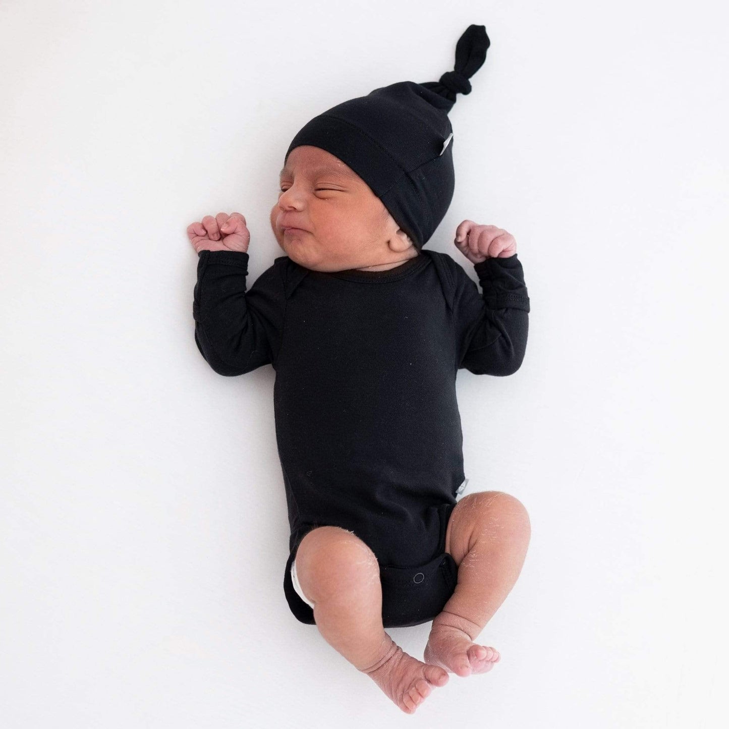 Kyte Baby Unisex Long Sleeve Bodysuit, Rayon Made From Bamboo (3-6 Months, Midnight)