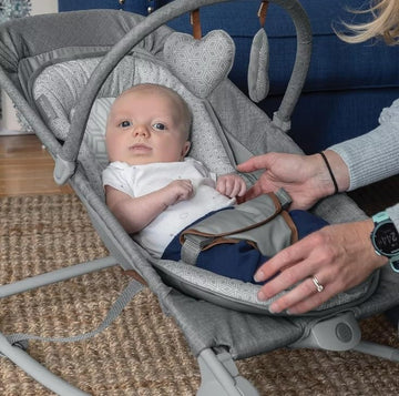 Summer Infant 2-In-1 Bouncer & Rocker Duo (Heather Gray) Convenient And Portable Rocker And Bouncer For Babies Includes Soft Toy