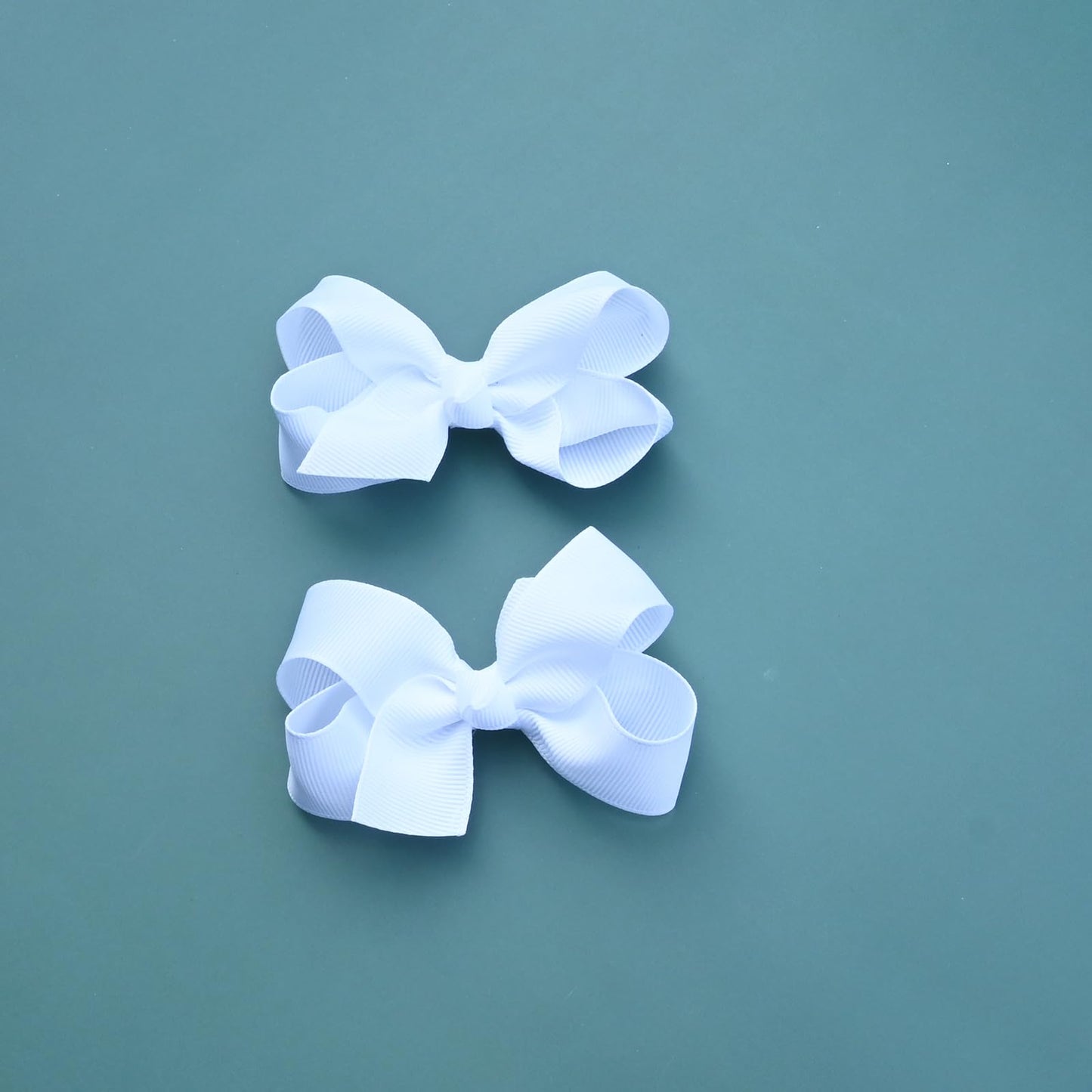 6 Pcs 3' Grosgrain Ribbon Hair Bows - Alligator Clips For Toddlers In Solid Color (White)