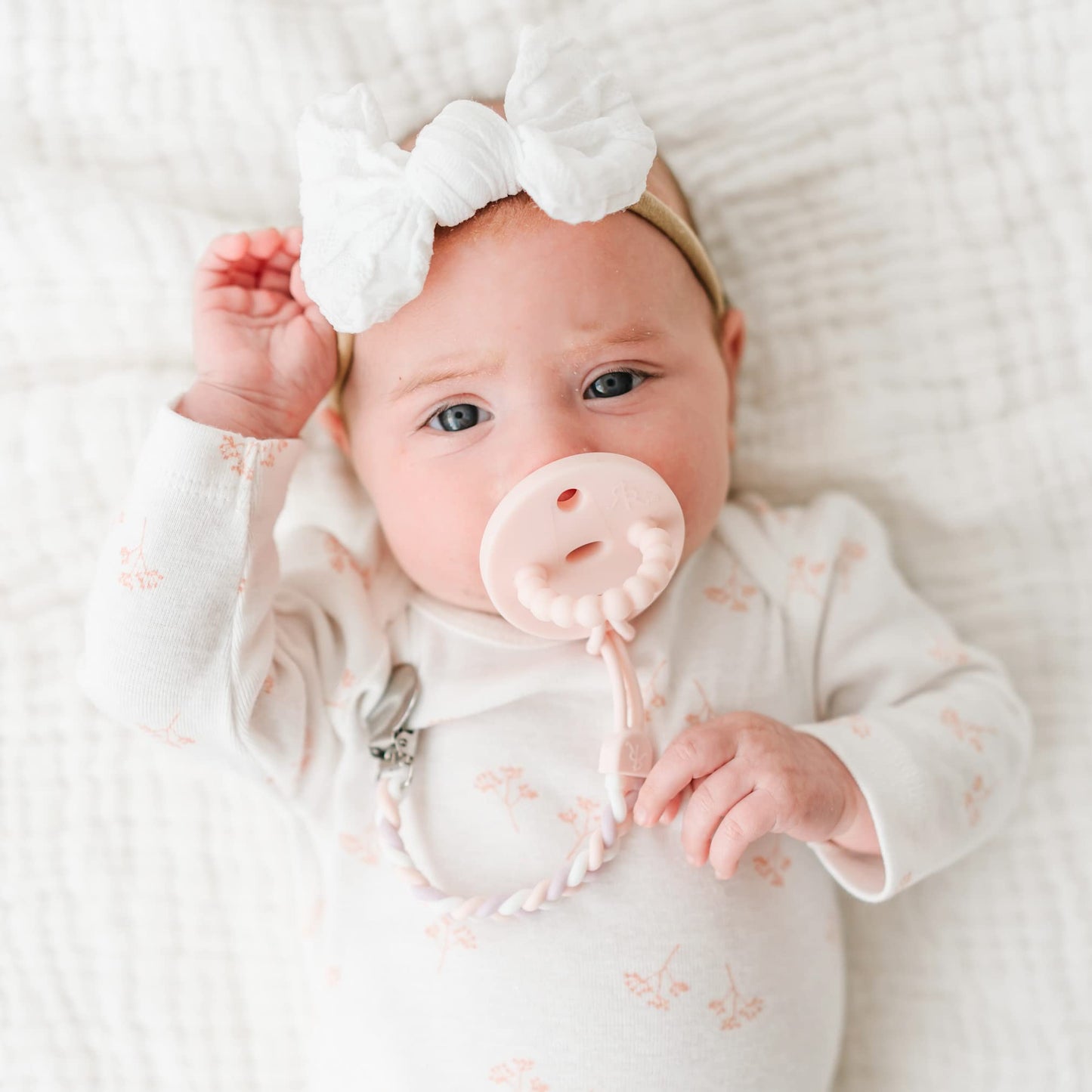 Ryan & Rose Cutie Clip Braiden Pacifier Clip - Braided Silicone (Dollhouse)