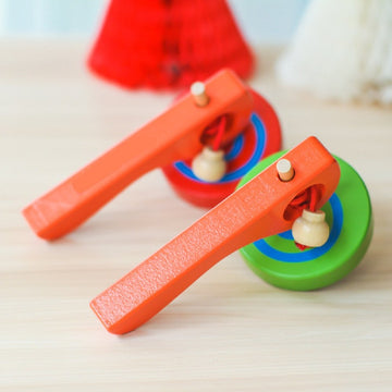 Goodplay 2Pcs Wooden Spinning Top Gyroscope Peg-Top With Handle And Pull String Wire,Can Last Long Time, Color Random