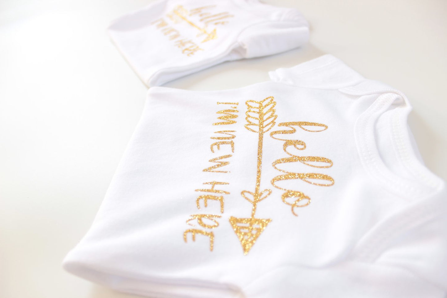 Lilpinkgoose Newborn Baby Girl Coming Home Outfit Hello I Am New Here Bodysuits 3Pcs (Newborn, Peach Long Sleeve)