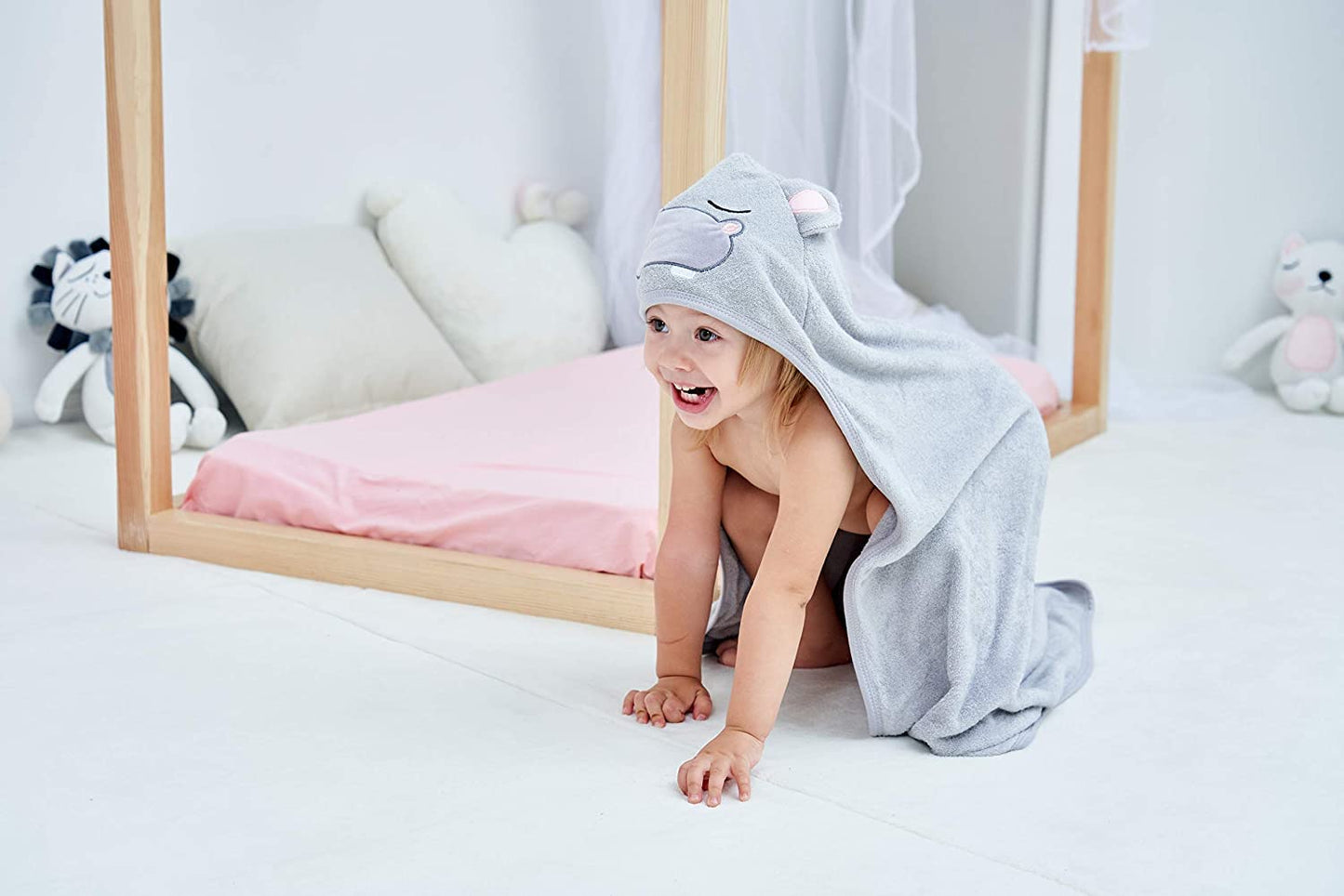 Hiphop Panda Bamboo Hooded Baby Towel - Soft Hooded Bath Towel For Babie, Toddler,Infant - Ultra Absorbent, Natural Baby Towel P
