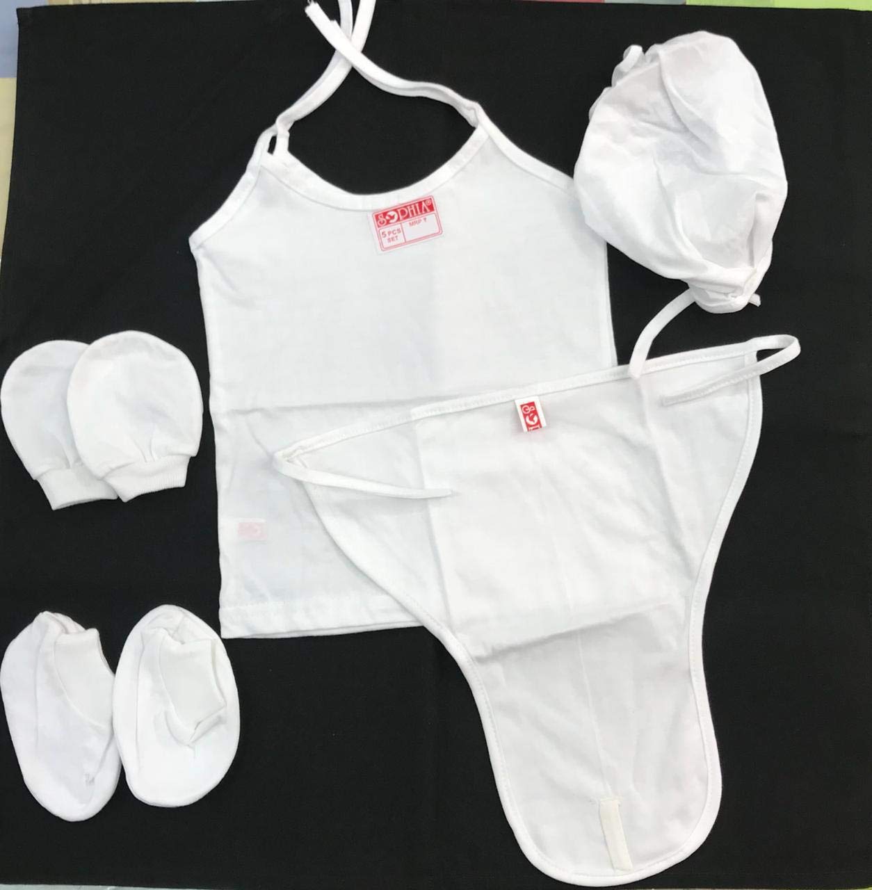 Teri Beri New Born Baby Jhabla/Cap/Nappy/Hand Socks/Booties Set (06 Months) (Set Of 5 Pcs) (Plain White)