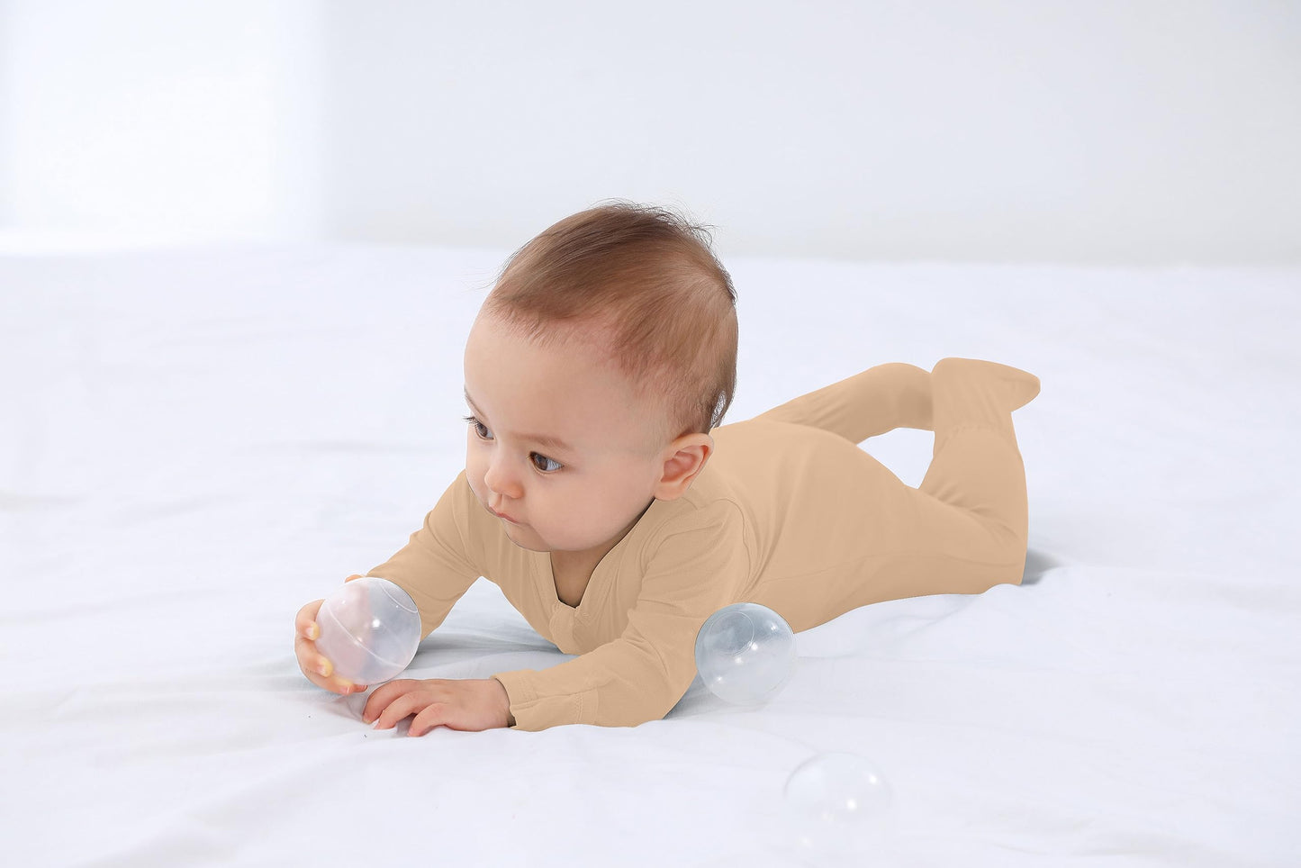 Guisby Unisex Baby Footed Pajamas With Mittens, Rayon Made From Bamboo Long Sleeve Outfits 3Pack 6-12 Months