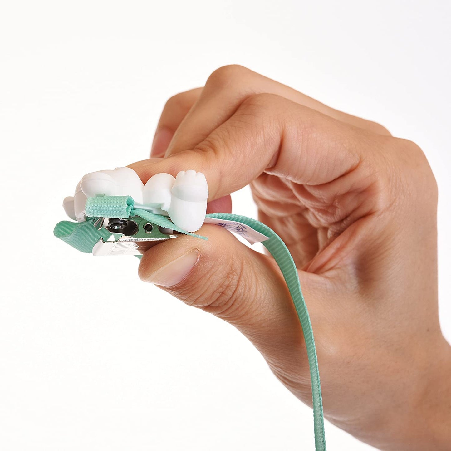 Baby Buddy Bib Clip, Newborn Must Have And Travel Essential, Turn Any Cloth, Towel, Or Napkin Into A Bib For Feeding Or Teething